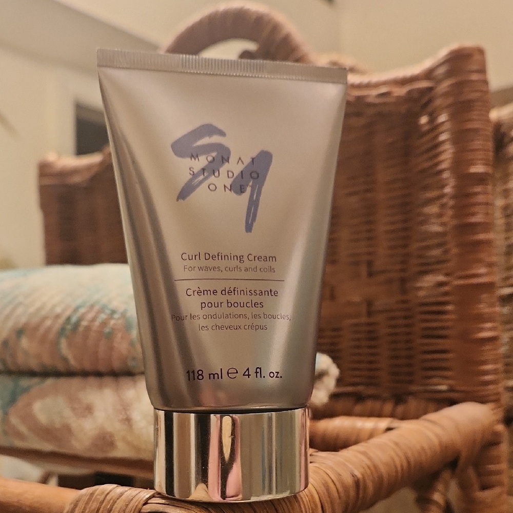 NEW Mona Studio One Curl Defining Cream